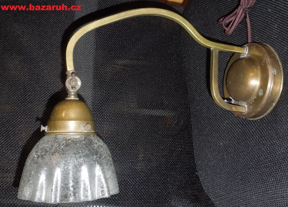 STAROŽITNÁ LAMPIČKA NA STOLNÍ 1 KS LAMPA