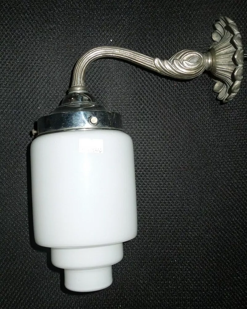 LAMPIČKA NA STĚNU 1 KS NÁSTĚNNÁ LAMPA ELEKTRICKÁ 