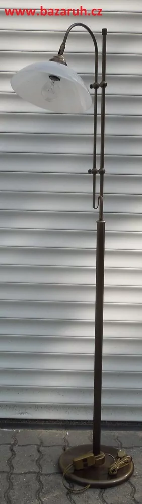 LAMPIČKA STOJACÍ POLOHOVATELNÁ 1KS