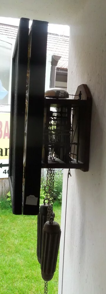 HODINY SEDLÁCKÉ, SELSKÉ NA STĚNU ZÁVAŽOVÉ