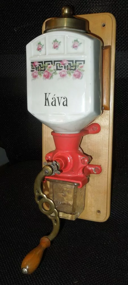 STAROŽITNÝ MLÝNEK KAFEMLÝNEK KÁVOMLÝNEK 