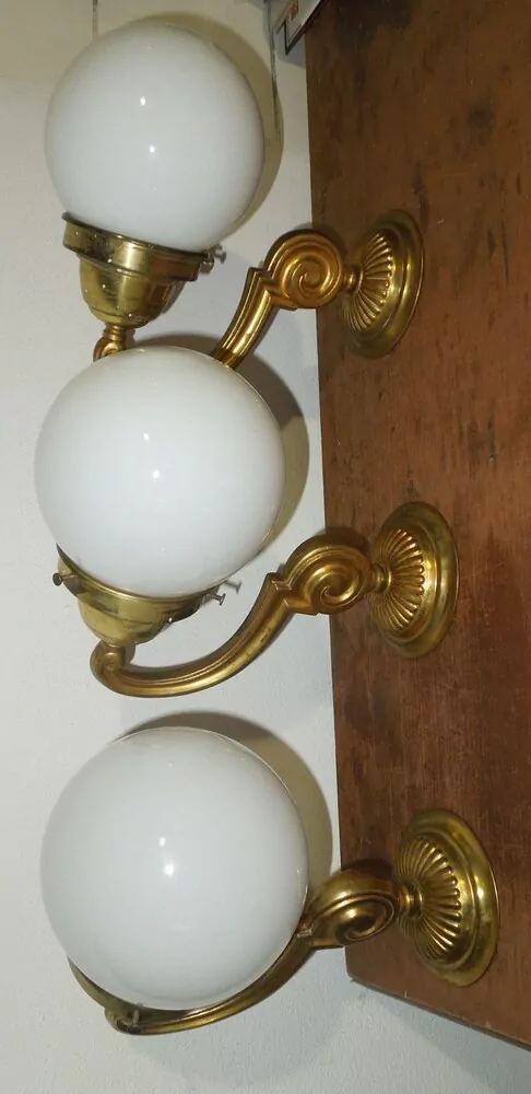 LAMPIČKA NA STĚNU 3 KS NÁSTĚNNÁ LAMPA