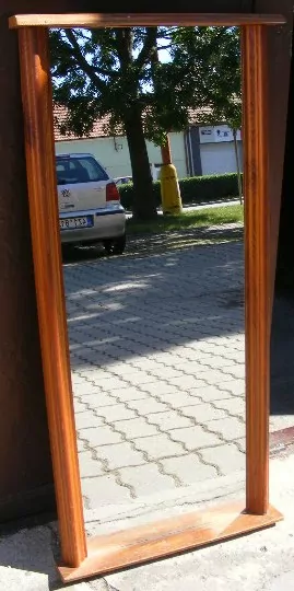 ZRCADLO