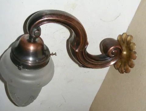 LAMPIČKA NA STĚNU 1 KS NÁSTĚNNÁ LAMPA ELEKTRICKÁ 