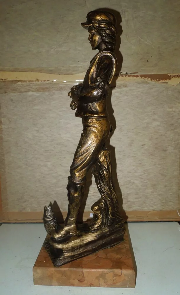 SOCHA RYBÁŘE VELKÁ 53 CM