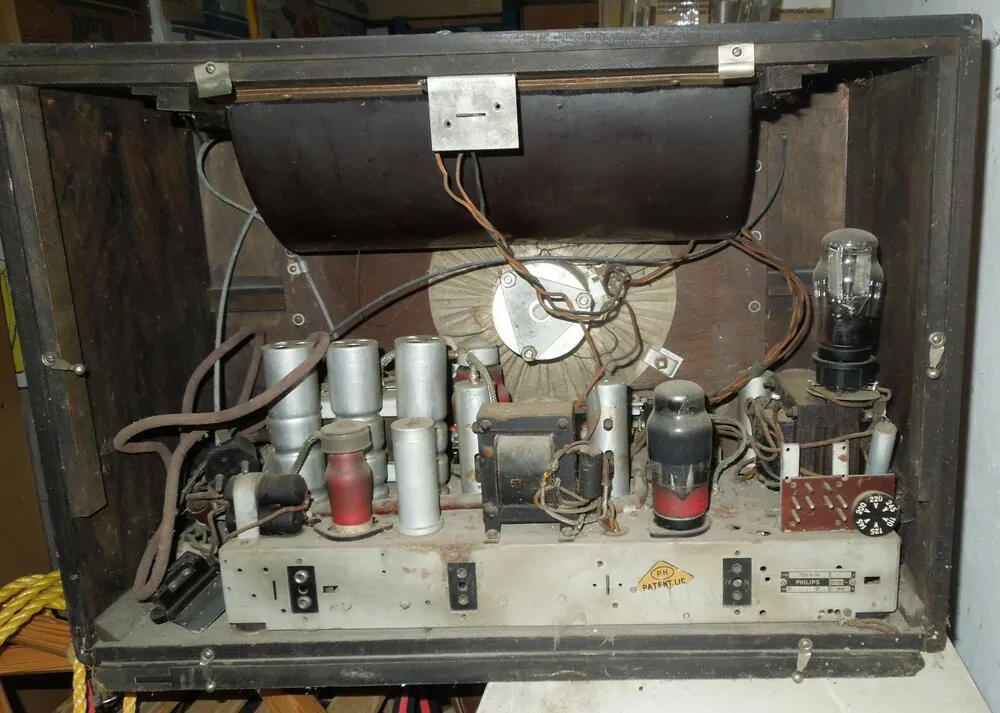 Radio Philips 753 A