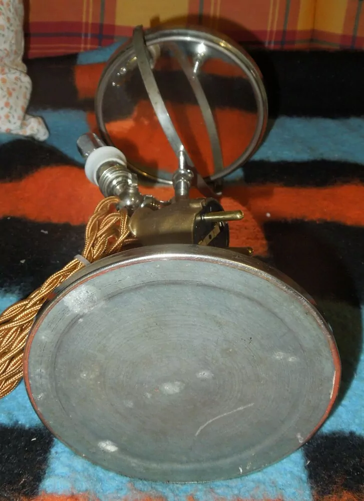 LAMPA STOLNÍ TOALETNÍ CHROM ZRCÁTKO