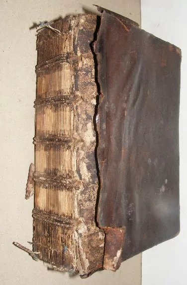 BIBLIA SACRA 1715