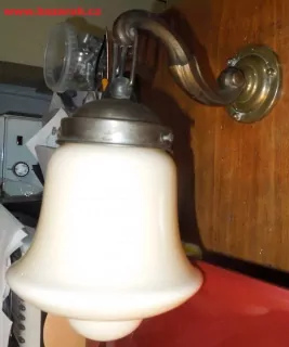 LAMPIČKA NA STĚNU 1 KS NÁSTĚNNÁ LAMPA ELEKTRICKÁ 