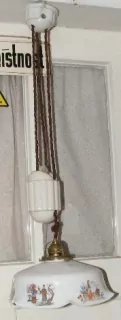 STAHOVACÍ LUSTR STÍNÍTKO STAHOVAČKA