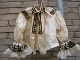 KROJ RUKÁVCE KE KROJI DÍVČÍ