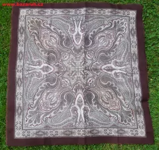 KROJ ŠÁTEK VZOROVANÁ (BORDO)