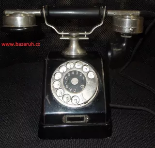 STAROŽITNÝ TELEFON