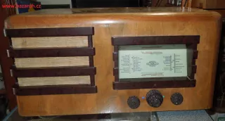 RADIO MIKROPHONA