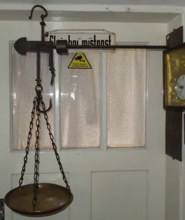 STAROŽITNÁ VÁHA VÁHY OBCHODNÍ ZÁVĚSTNÉ